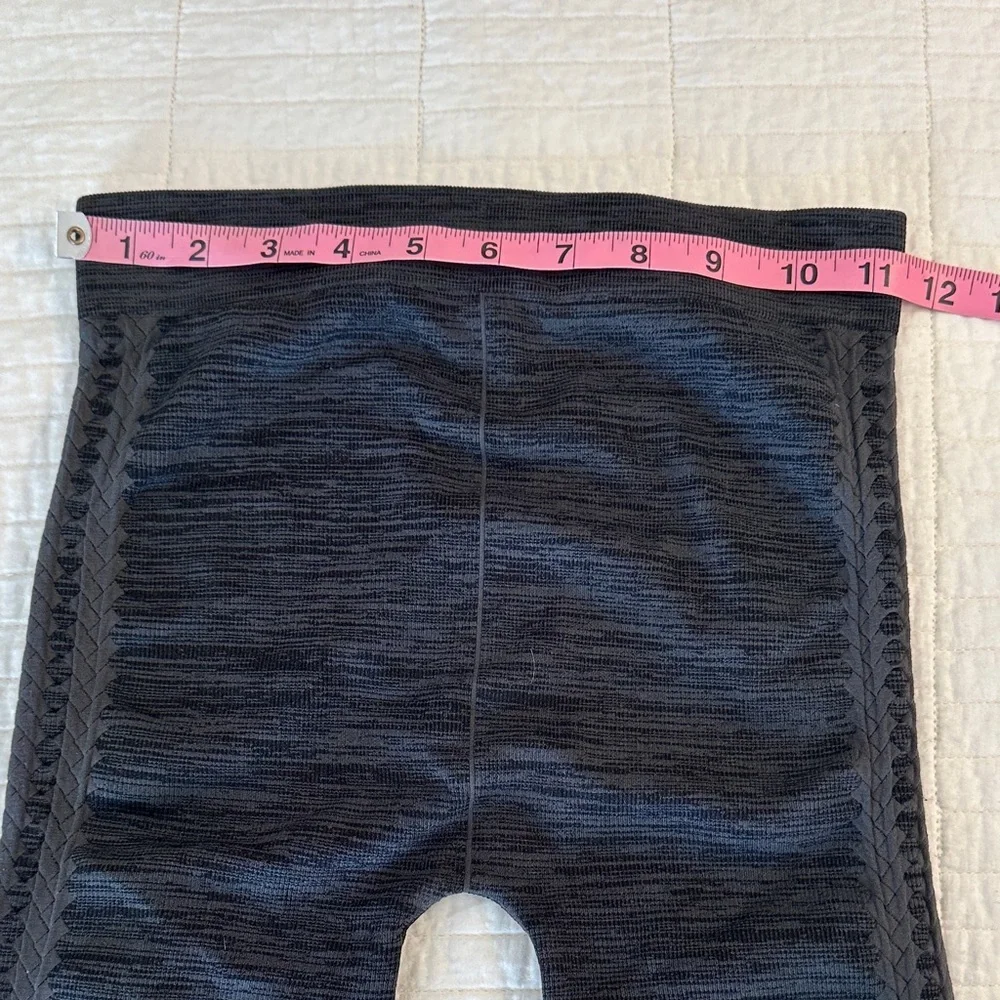 NikiBiki Seamless Moto Legging O/S Braided Leg Detail Bikercore - Picture 4 of 5